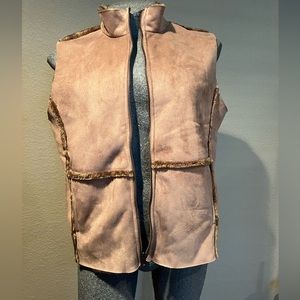 VINTAGE Faux Shearling Vest - Size Large